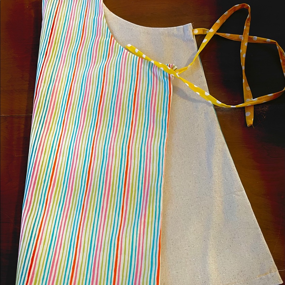 Apron - Picture 4 of 5